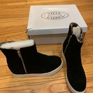 NEW Platform STEVE MADDEN Black Side Zip Suede Sneaker Boot Bootie Shoe 7.5M 7.5